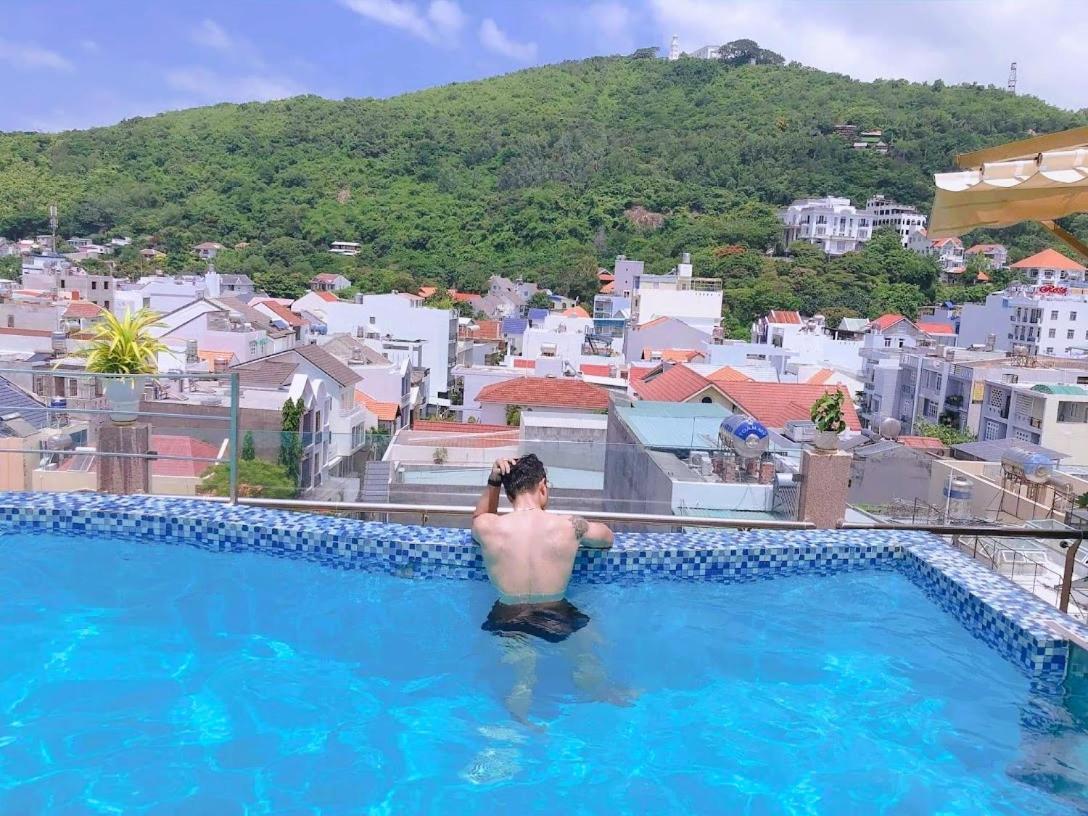 Milan Corner Hotel Vung Tau Esterno foto